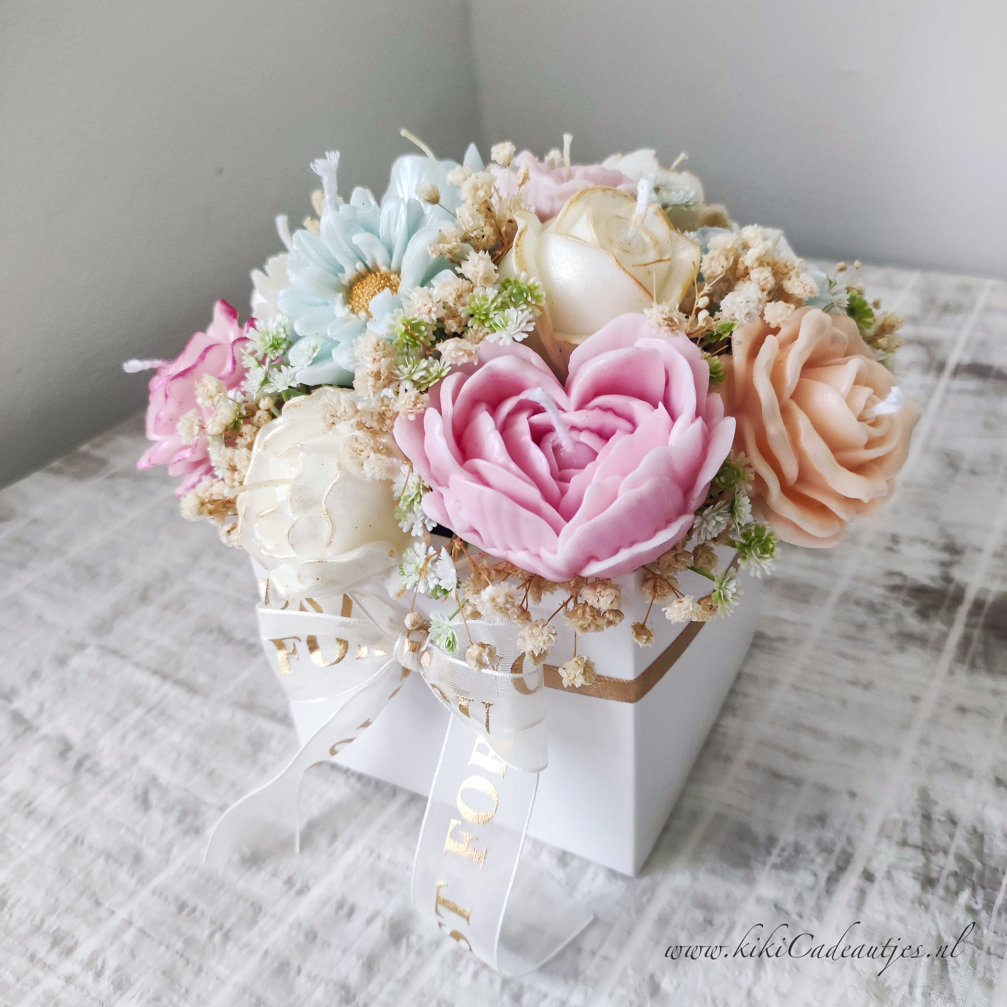Luxe Kaarsenbloemen Boeket in Geschenkdoos – Handgemaakt